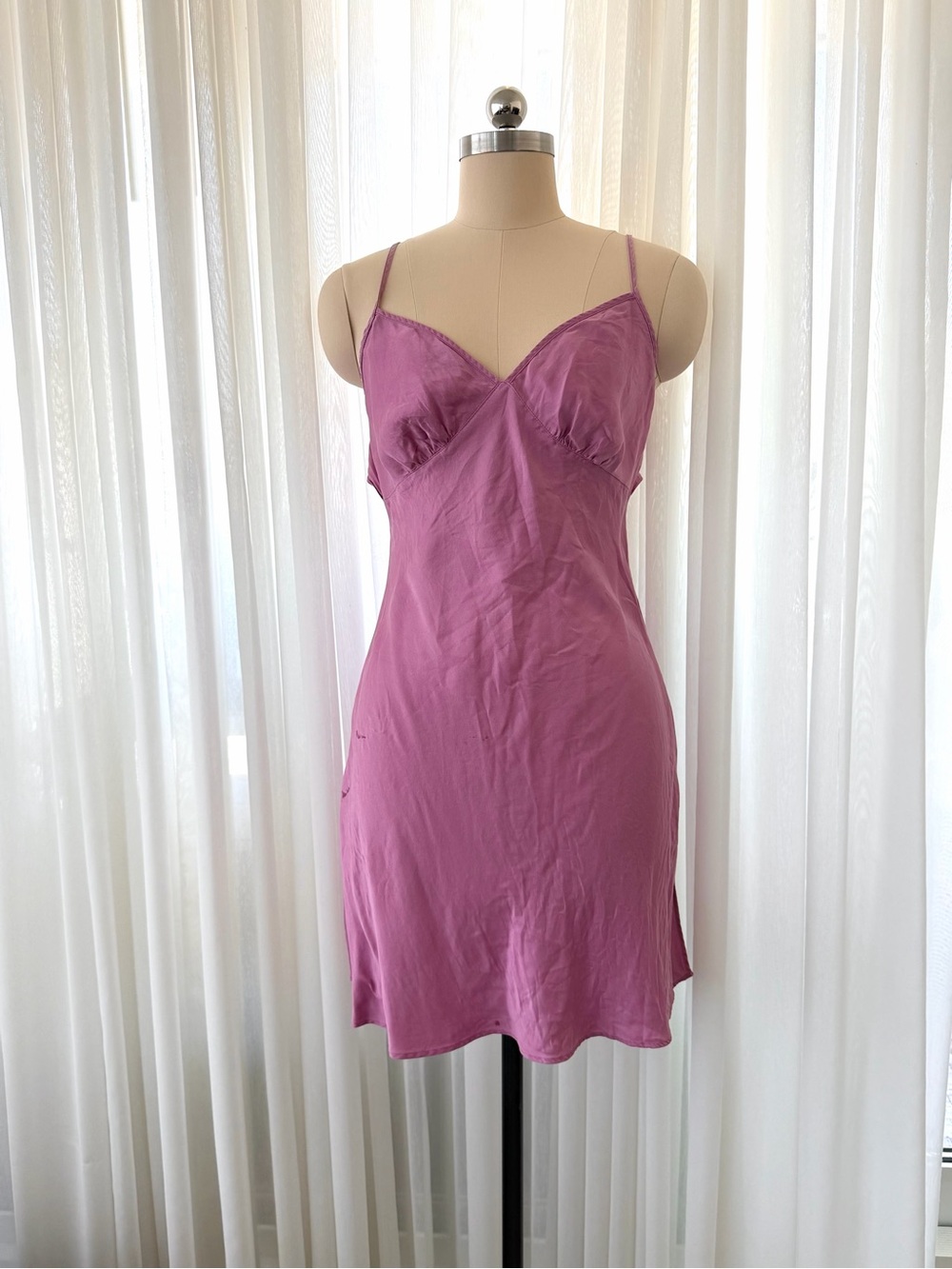 Victoria’s Secret 100% silk y2k vintage slip dress